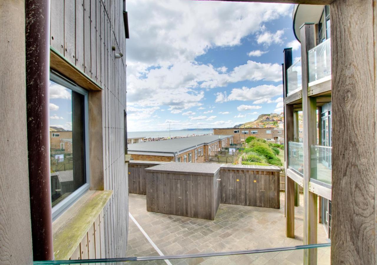 Апартаменты West Bay Watch Экстерьер фото