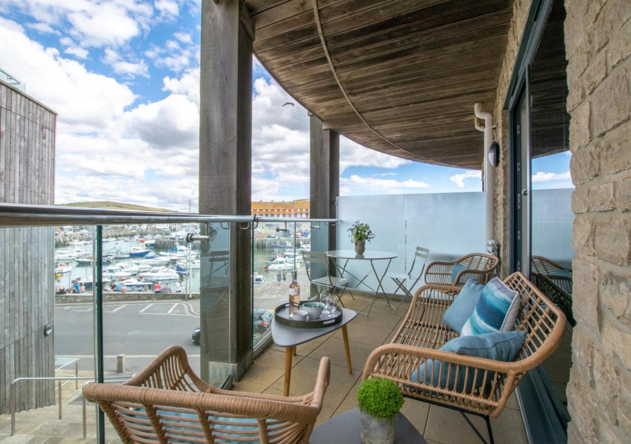 Апартаменты West Bay Watch Экстерьер фото